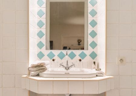 Ground floor bathroom
